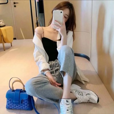 文心映清朝露明